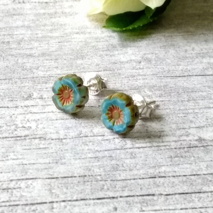 Flower Earrings - Vintage Blue Earrings - Silver Earrings - Stud Earrings