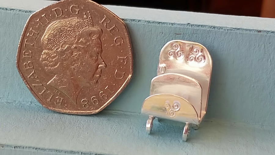 1:12 Silver Letterack