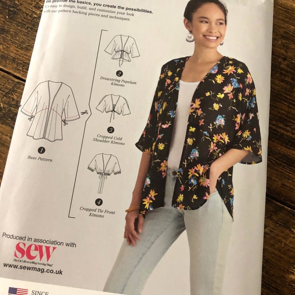 Simplicity K8887 Kimono  - Pattern Hacking  New