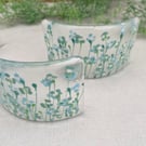Fused glass mini curve - Forget me Nots - eau de nil