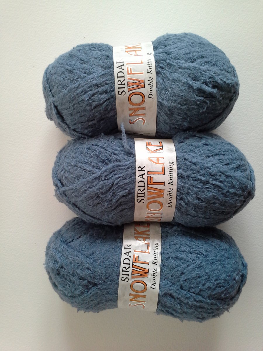 Sirdar Snowflake DK yarn in blue, 5 x 50g balls