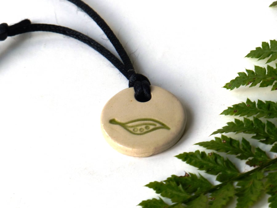 Small Green Leaf  Ceramic Necklace