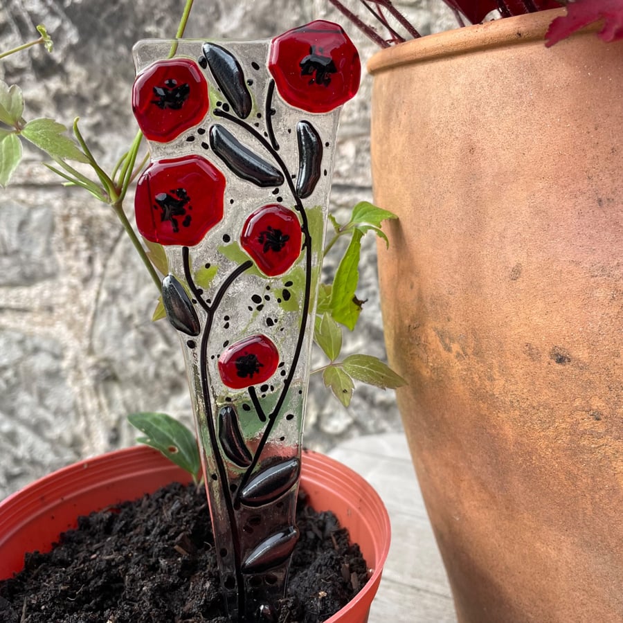 Poppy fused glass plant stake