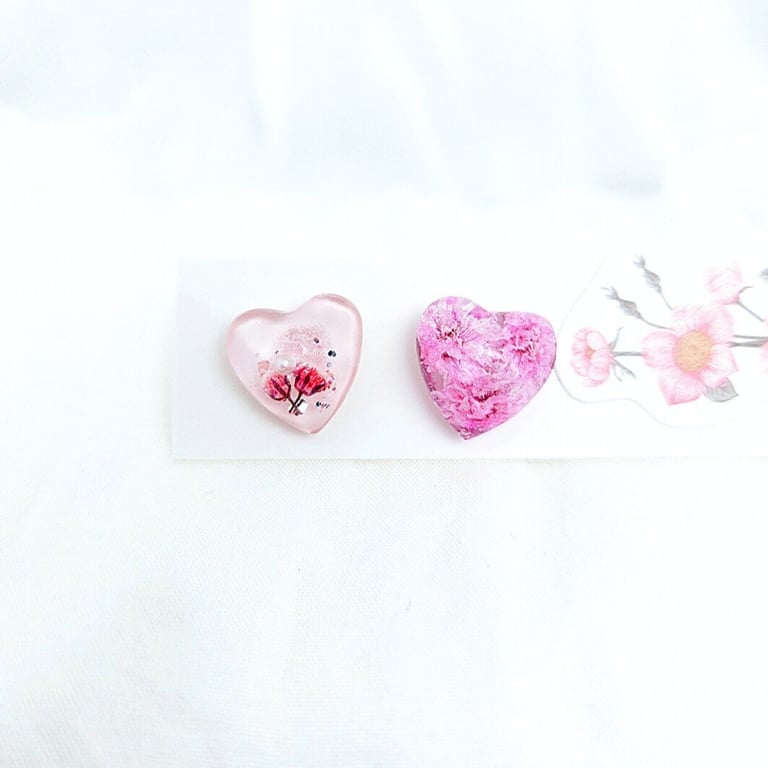 Dried flowers earrings Floral heart earrings