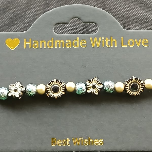 Handmade bead bracelet 