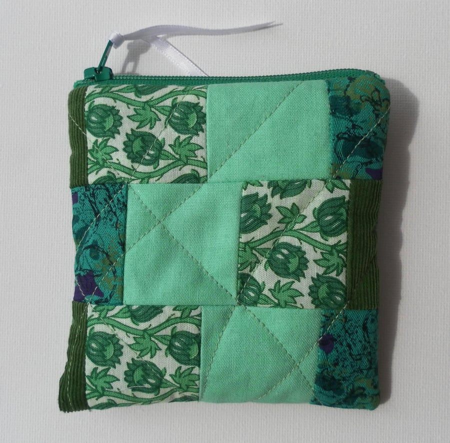 Quilted Patchwork Coin Purse in Shades of Green