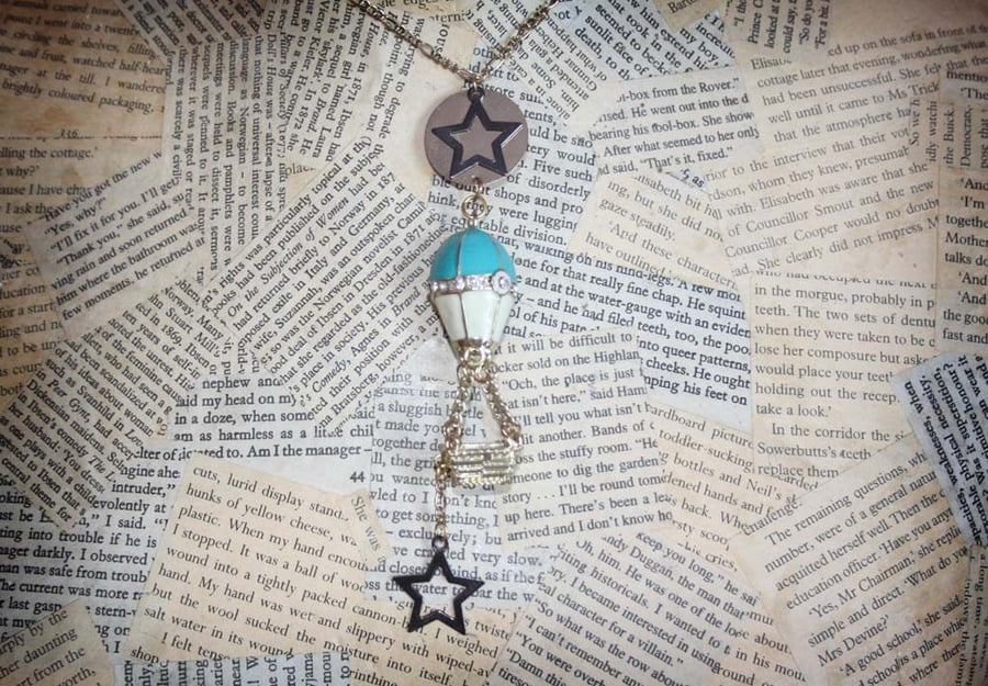Hot Air Balloon Reach for the Stars Gold Necklace