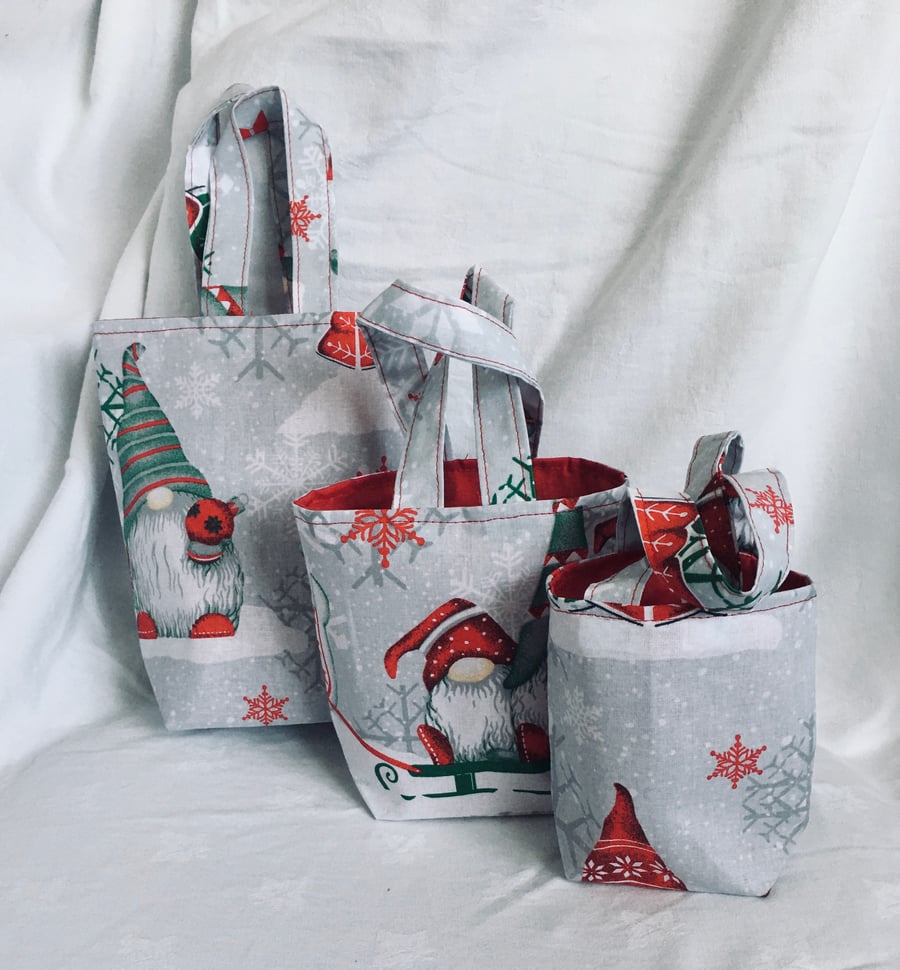 Christmas Gift Bags, Set of Fabric Gift Bags, Gift Tote Bags, Reusable Gift Bags