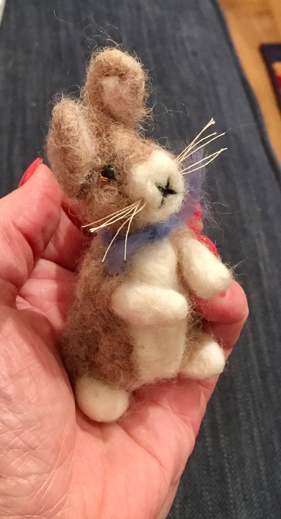 Needlefelt rabbit pocket pet wool wildlife sculpture pets 