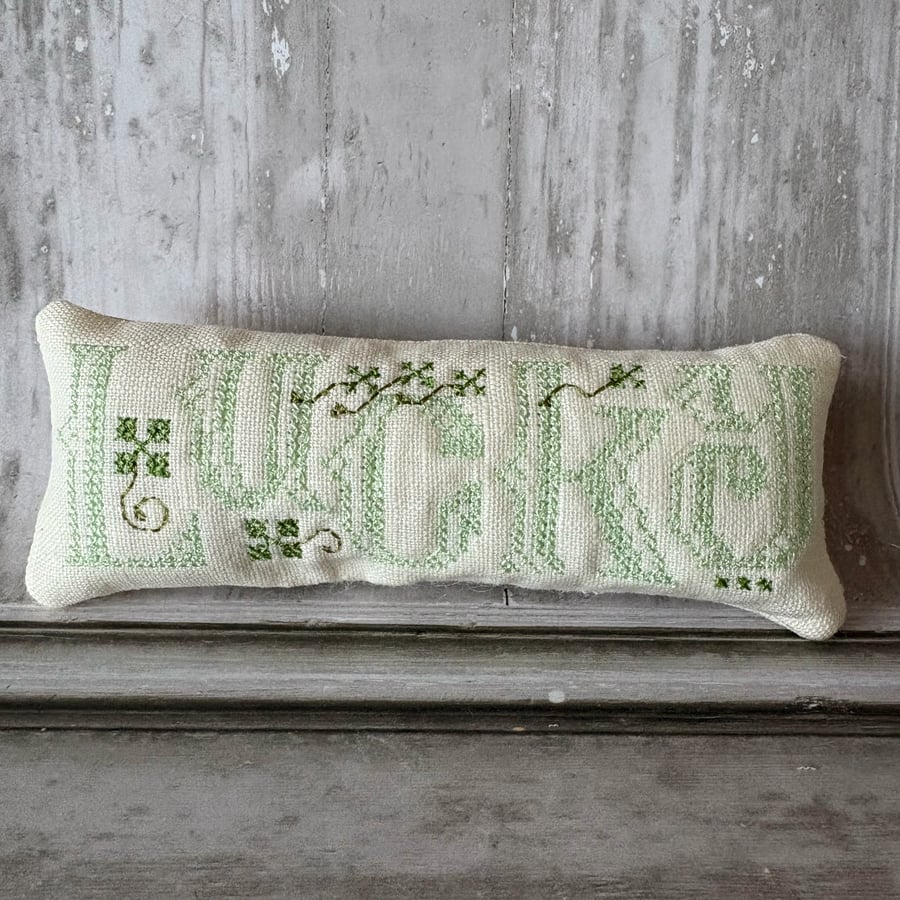 Spring Bowl Filler - Lucky - SY 0052