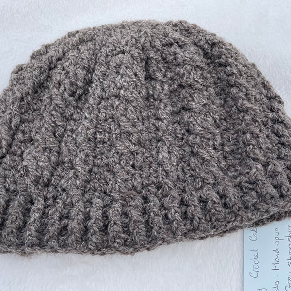 Cable crochet beanie