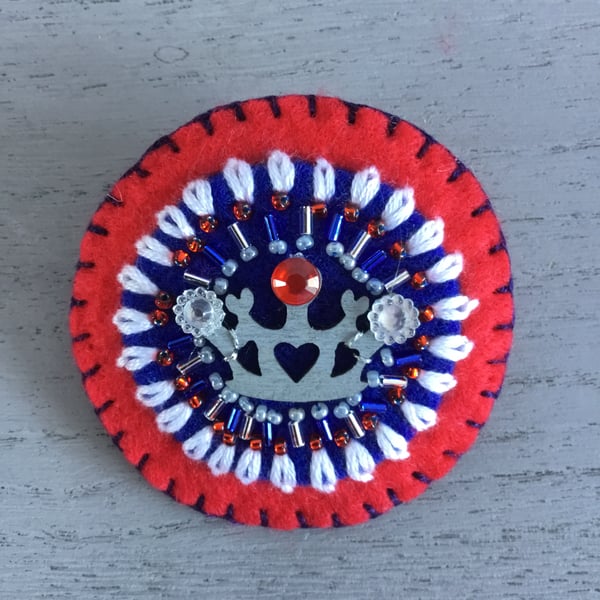 Embroidered Jubilee Brooch 