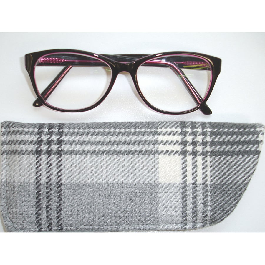 Tartan Tweed Glasses Case Grey and Cream Plaid Folksy