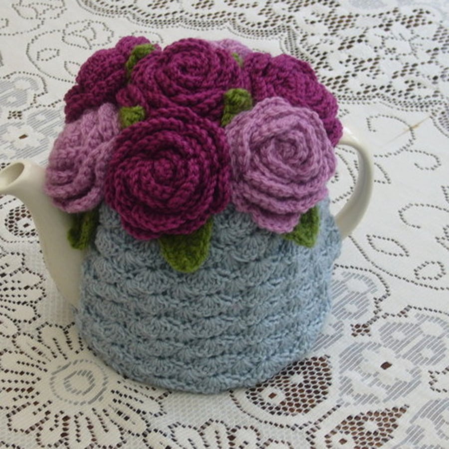 Crochet Tea Cosy/Grey with Roses (Made to order)