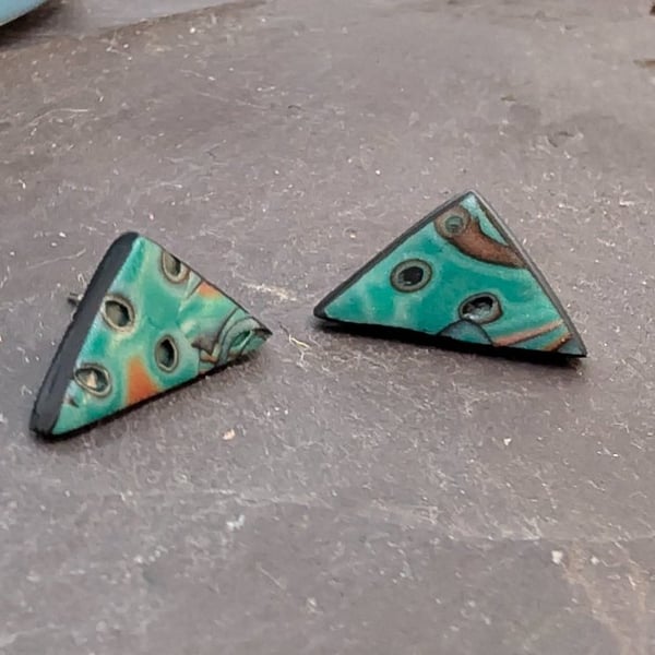 Teal green textured triangle earrings 