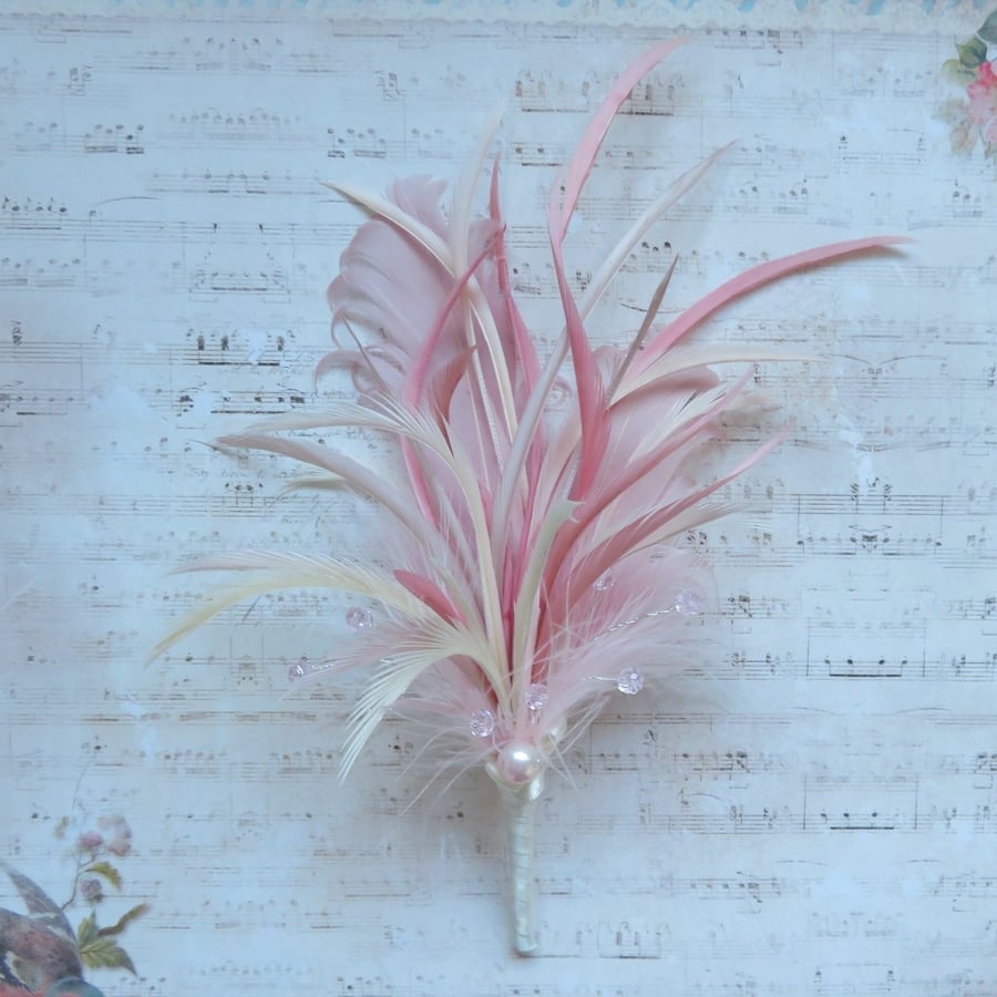 Pale Vintage Rose Pink & Ivory Crystal Regency Feather Sprig Headpiece Pin