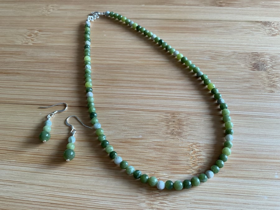 Natural green Jade and Peace Jade choker style necklace and earring set
