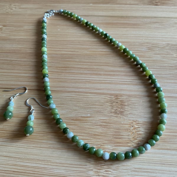 Natural green Jade and Peace Jade choker style necklace and earring set