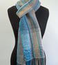 Handwoven blue scarf - Image 3