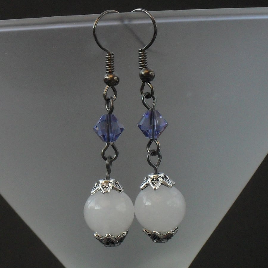 White jade earrings, with tanzanite Swarovski elements