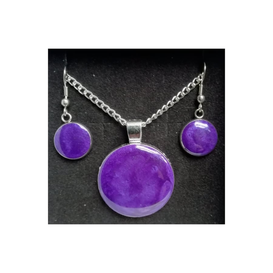 Glass pendant gift set 