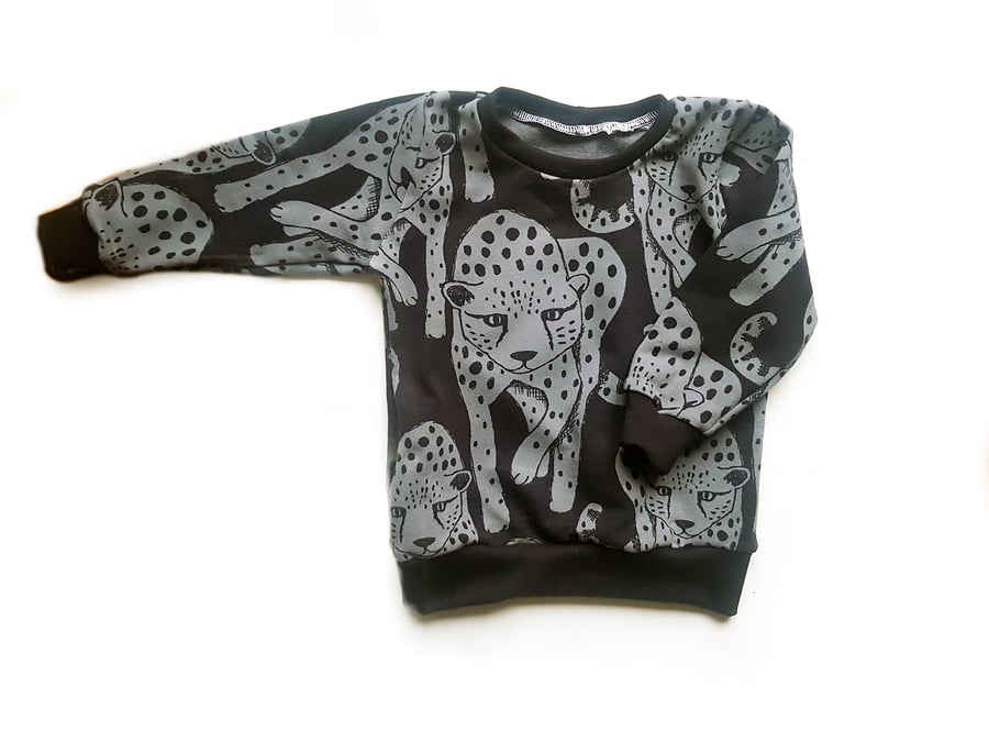 Cheetah organic childrens sweatshirt, sizes 0-3m to 5-6