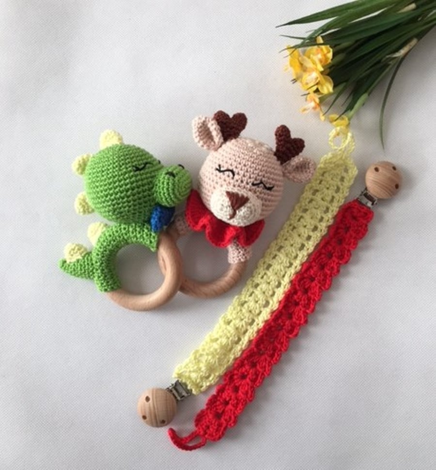 ANIMAL CROCHET HANDMADE RATTLE & PACIFIER CLIP