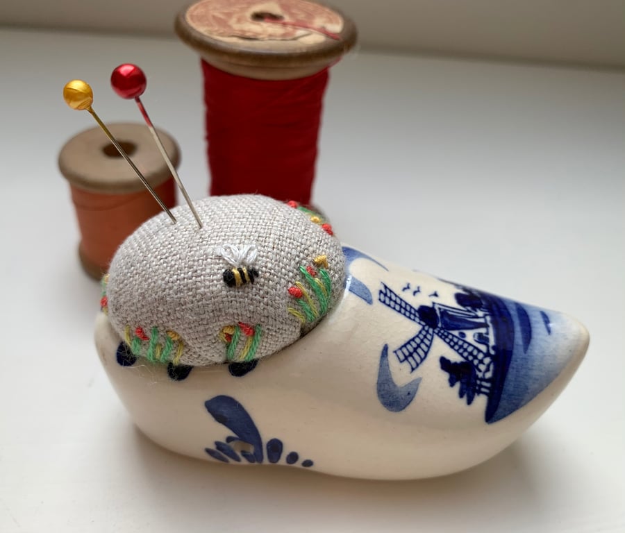 China clog pincushion
