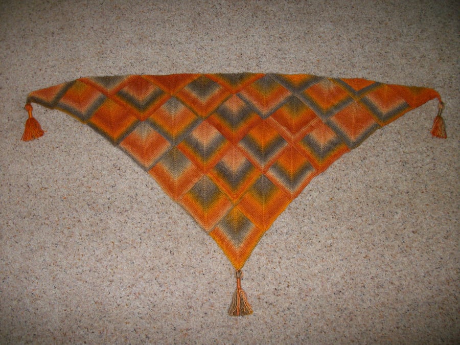 Triangular Shawl Pattern. Knitting Pattern. PDF Knitting Pattern