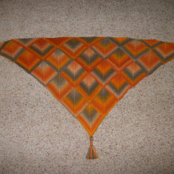 Triangular Shawl Pattern. Knitting Pattern. PDF Knitting Pattern