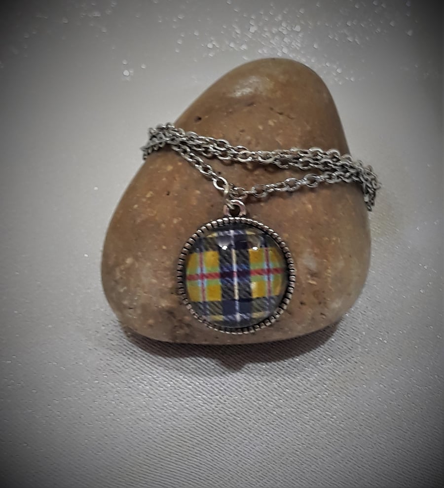 NL275 Cornish tartan pendant on chain