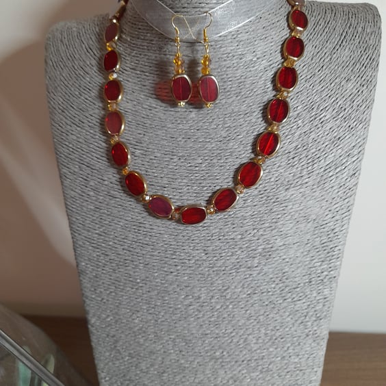 UNIQUE HANDMADE RED AND GOLD NECKLACE AND EARRING SET.