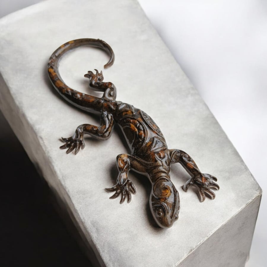 Lizard guardian (Tigers Eye)