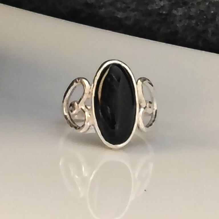 Black Agate Ring sterling silver Heart decoration