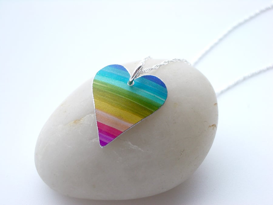 Rainbow heart pendant 