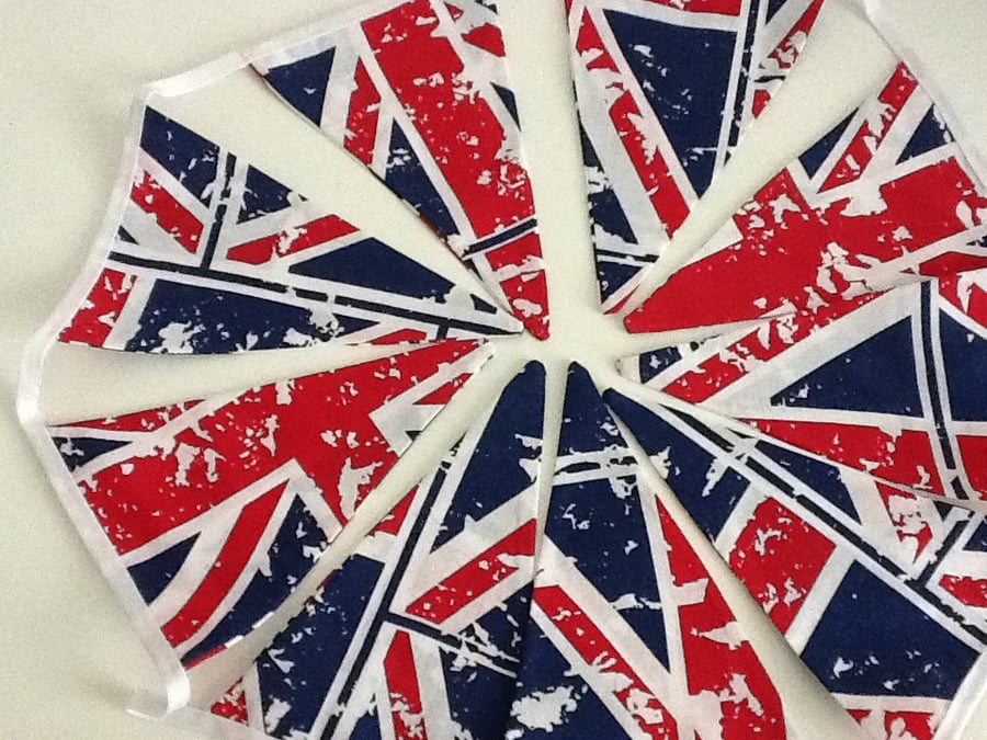 Union Jack Bunting - 27 Flags - 22ft Long