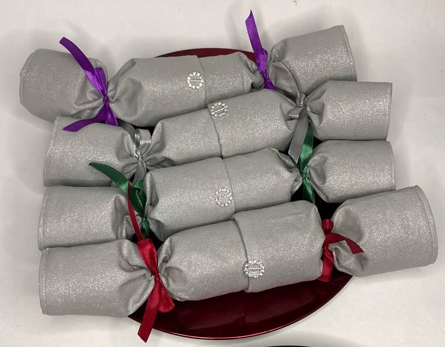 Set of four reusable Christmas crackers - sparkly silver