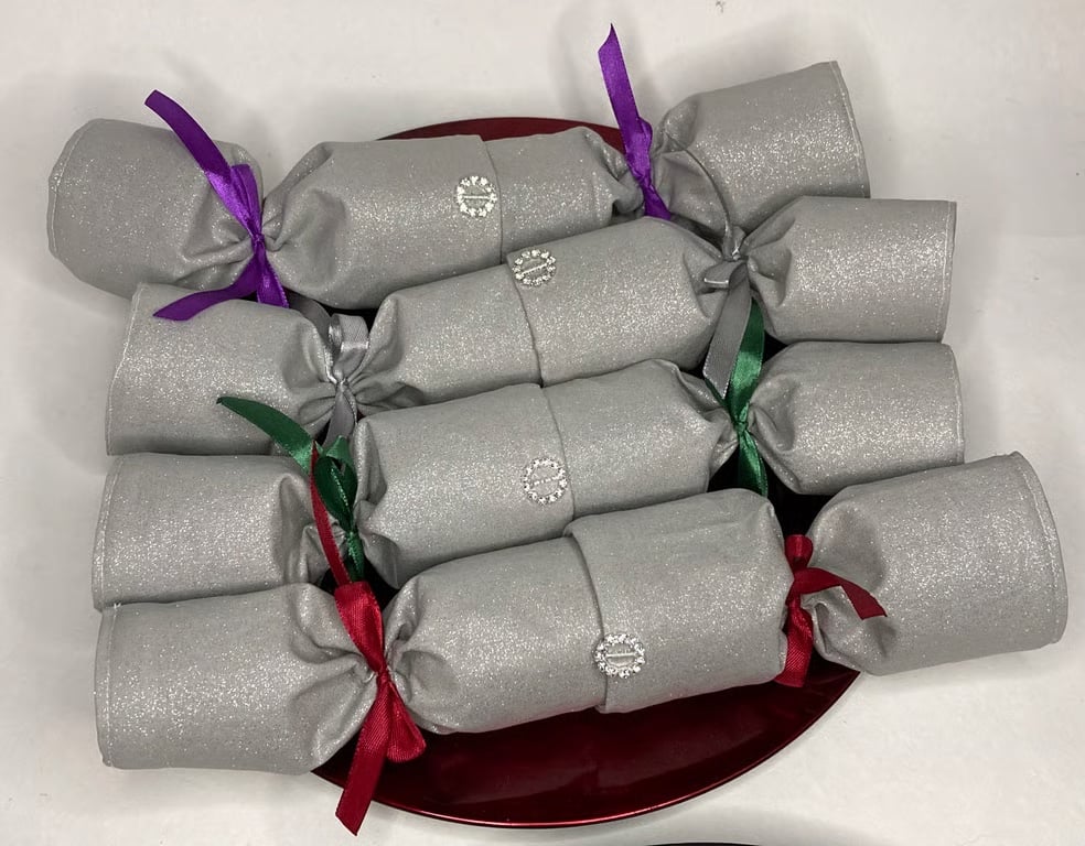 Set of four reusable Christmas crackers - sparkly silver