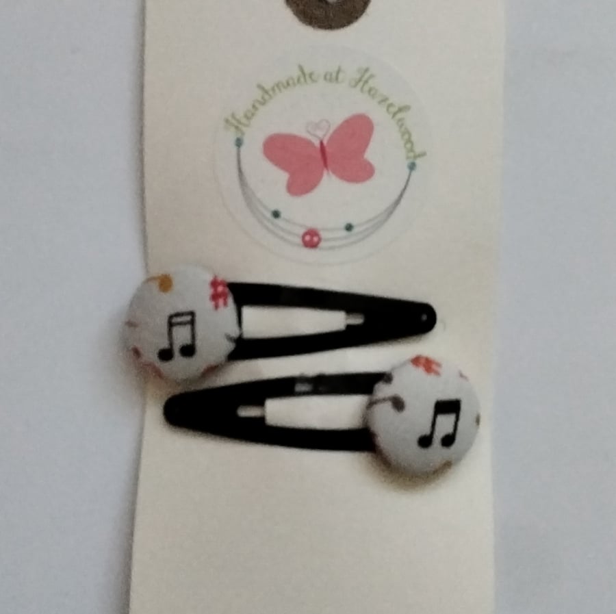 Musical Note Design Fabric Covered Button Hair Clip Pair