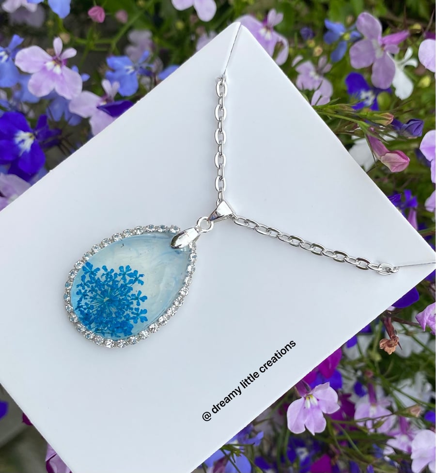 Resin Necklaces,Real flower jewellery,Resin jewellery,Real flower jewellery