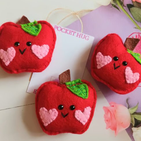 'Apple for the Teacher' hand sewn in wool blend felt (Red)
