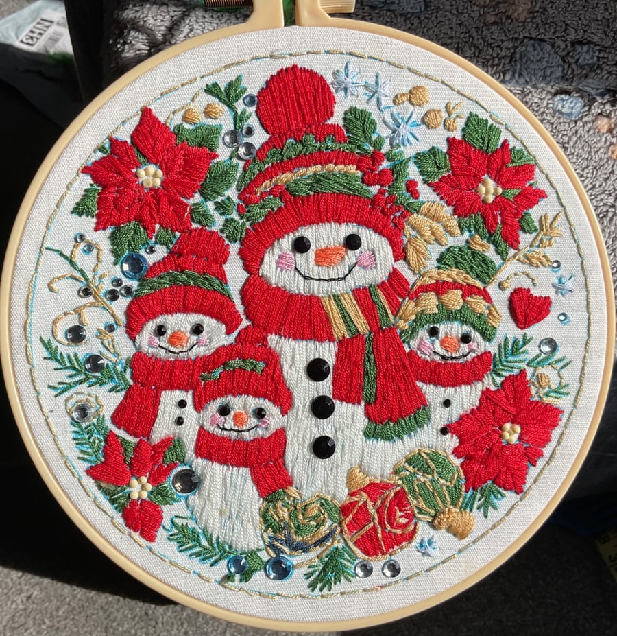 A family of snowmen.