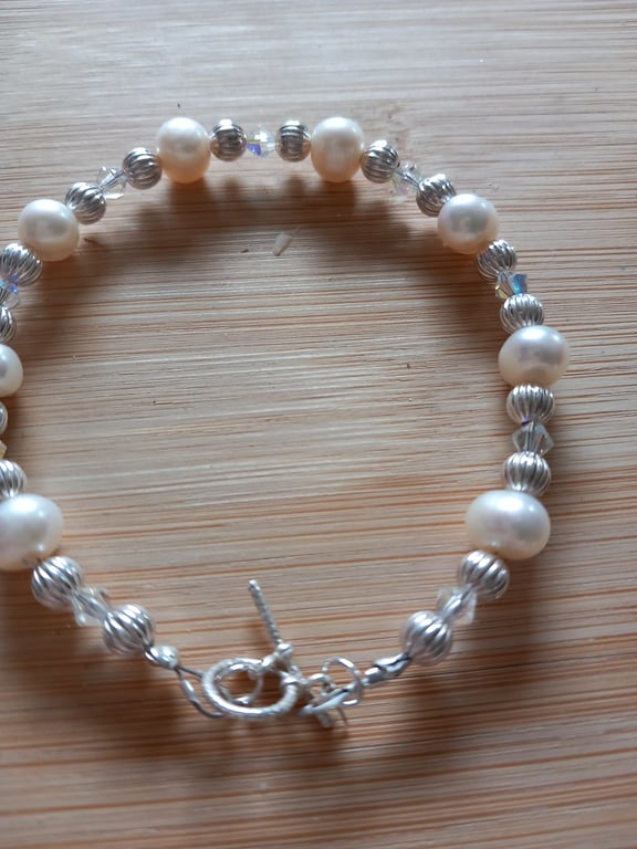 Sterling silver cream pearl bracelet for mothers day gift wedding initial 