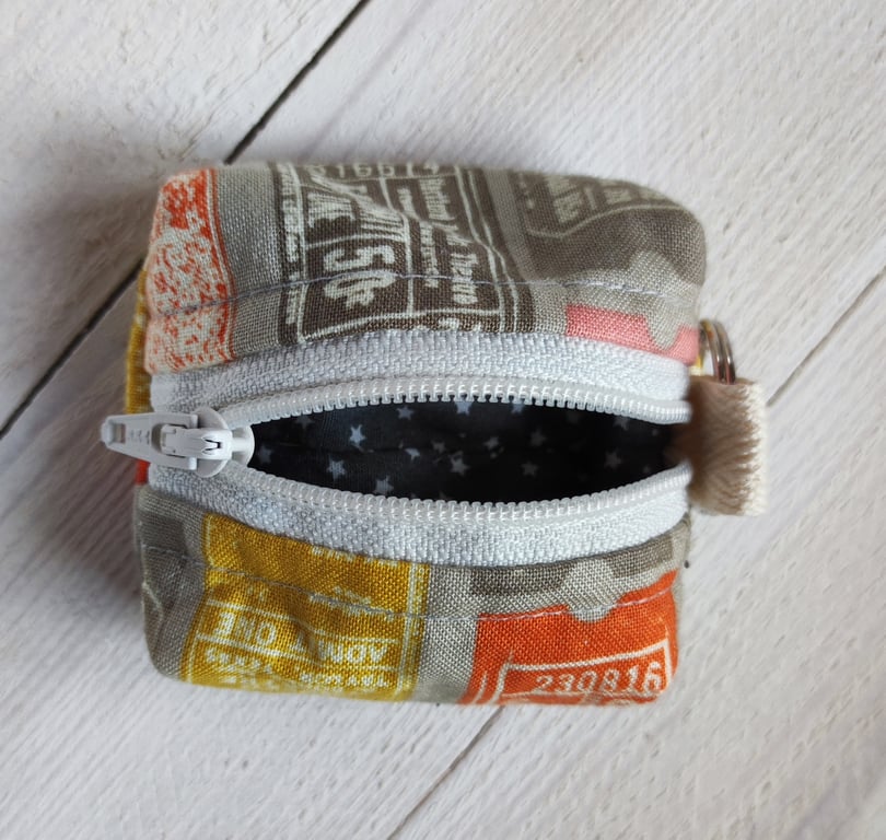 Keyring pouch UK delivery free