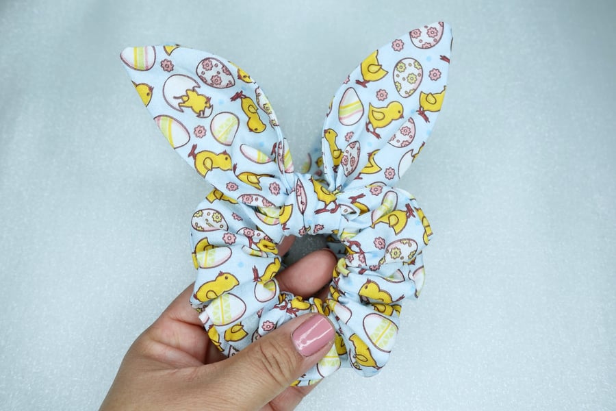 Easter Egg Scrunchies, Easter Chick Scrunchies, Scrunchies with Bow