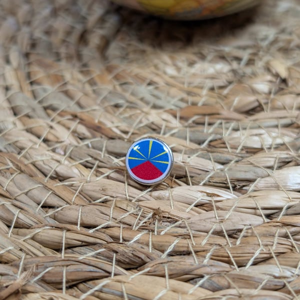 Réunion Flag Map Pin – French Overseas Travel Map Push Pin for Wooden Maps