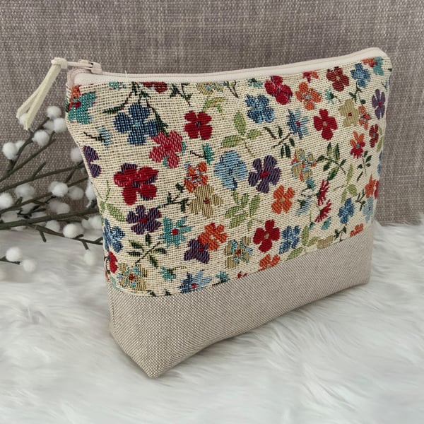 Tapestry Cosmetic Bag, Zipped Purse, Make up Bag, Toiletry Bag