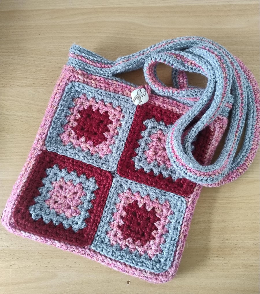 TOTE BAG - HAND CROCHET GRANNY SQUARE SHOULDER BAG