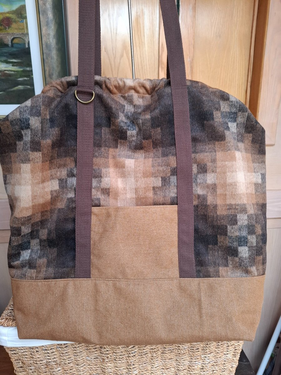 Image of Soft squares 'Gladstone' bag