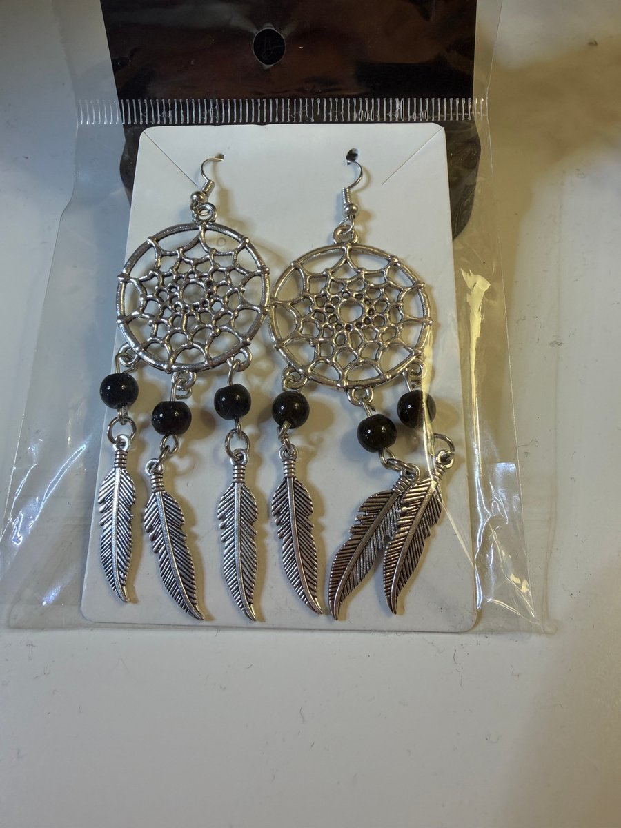 Dangly fashion earrings
